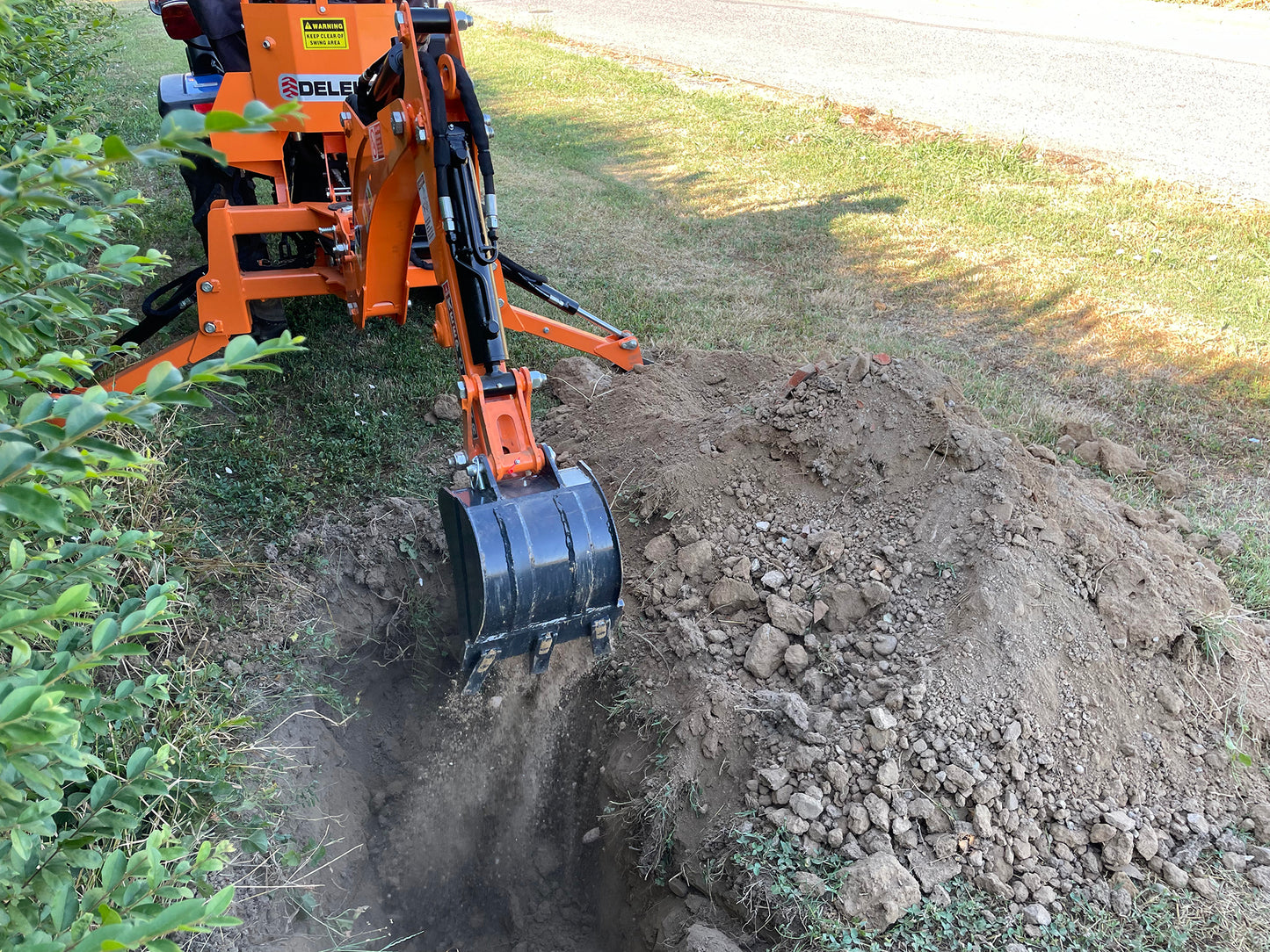 Deleks DRS 1000 Backhoe