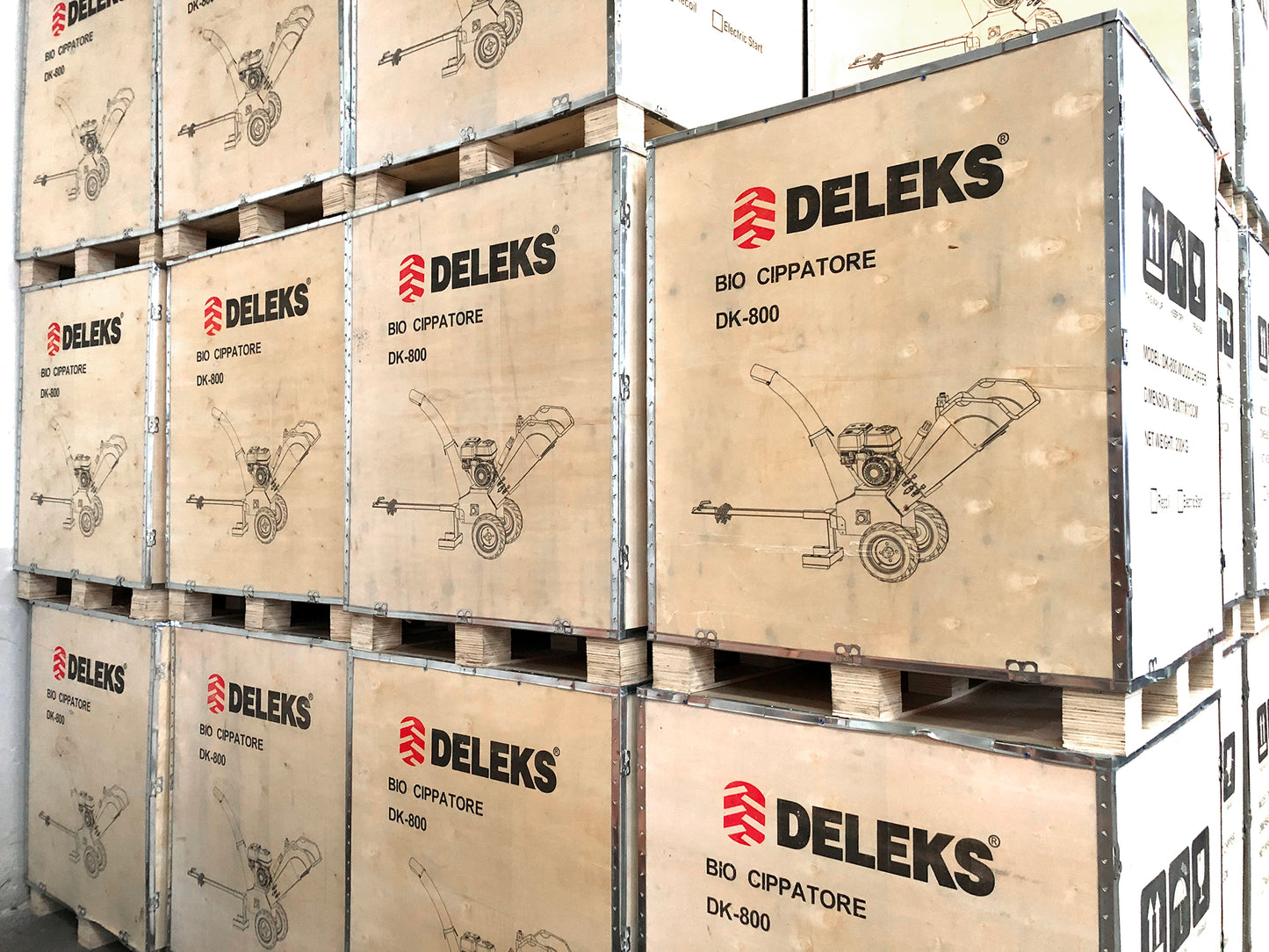 Deleks Chipper Shredders, Petrol-driven