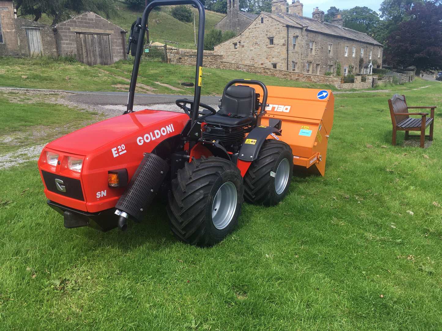 Goldoni E20 Quad Tractor