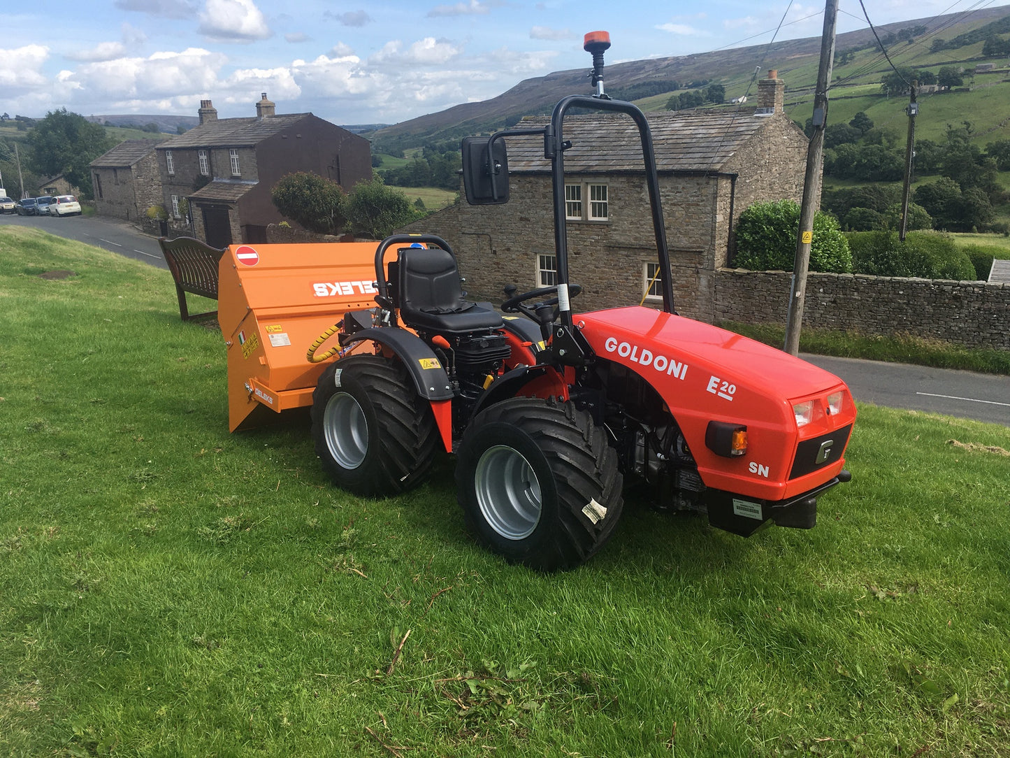 Goldoni E20 Quad Tractor