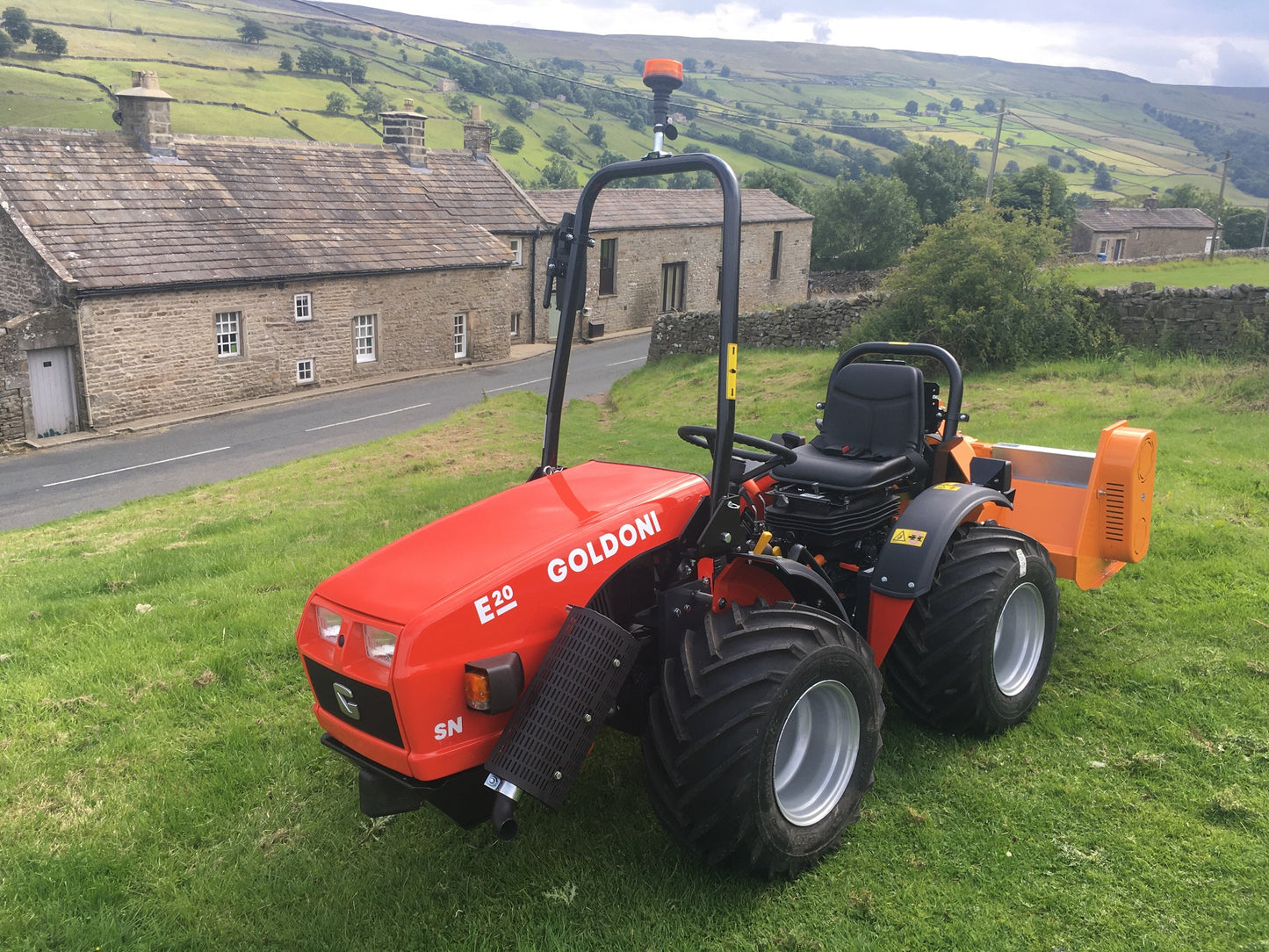 Goldoni E20 Quad Tractor