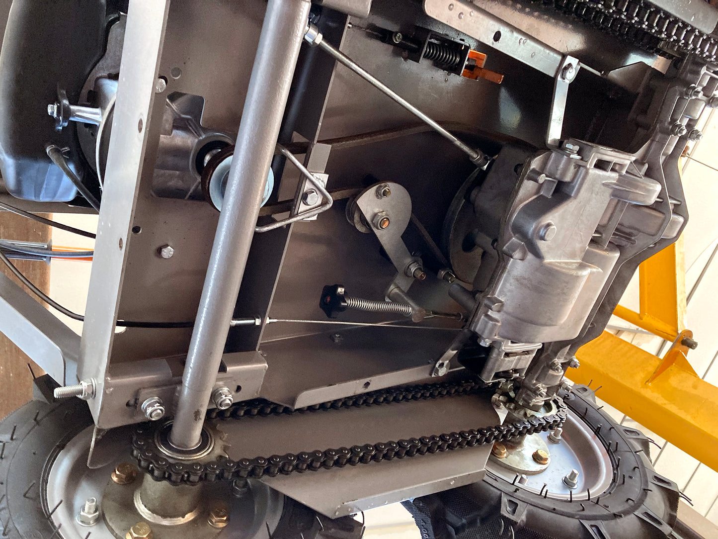 Powered Wheelbarrow Mechanisms