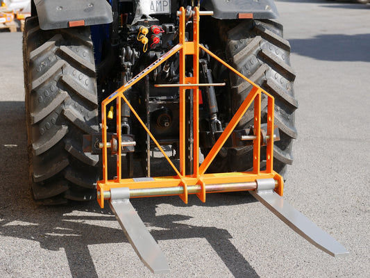 Deleks Adjustable Pallet Forks for Compact Tractors
