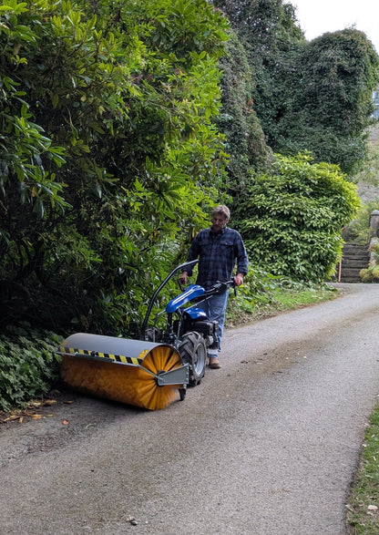 Blitz 70 with Rotary Sweeping Brush